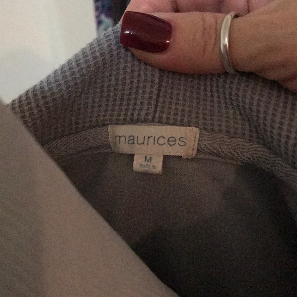 Sweatshirt - Picture 4 of 4